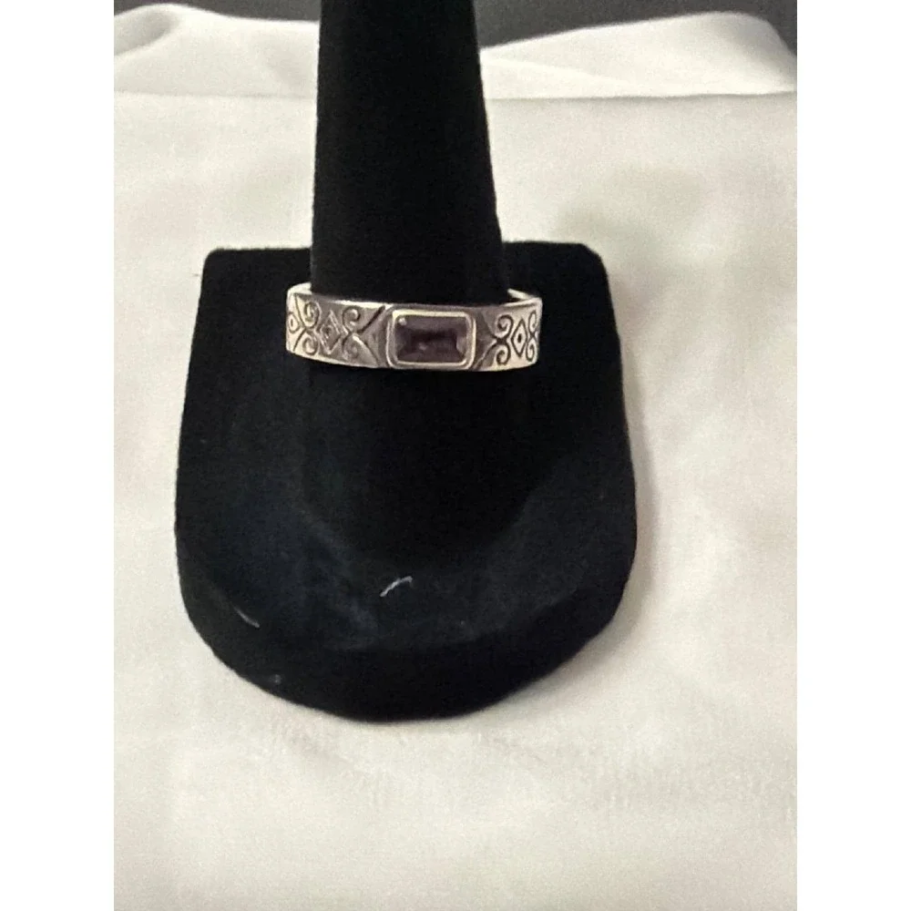 Sterling Silver Amethyst Scroll Engraved Band Ring Size 7.5 Purple Stone